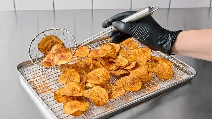 Old Bay Malt Vinegar Kettle Chips